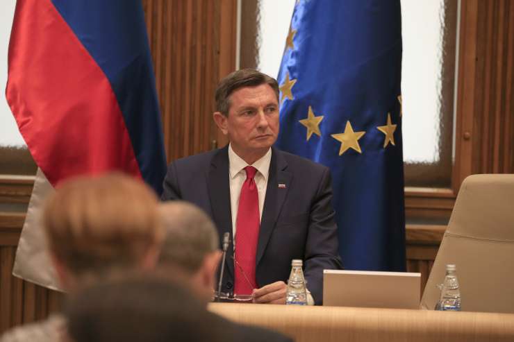 "Neodzivnega" Pahorja zapustili vsi člani odbora za podnebno politiko