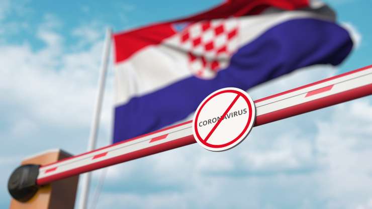 Z evropskim zelenim potrdilom odslej neomejen vstop na Hrvaško