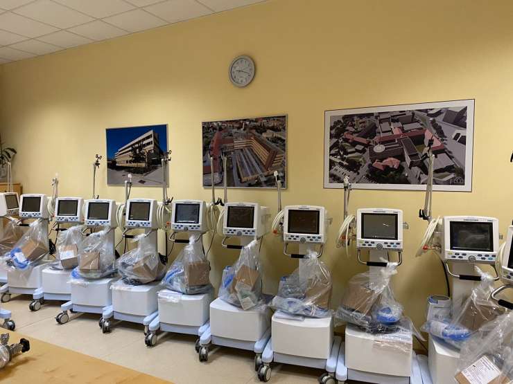 SB Celje prejela 20 ventilatorjev za umetno predihavanje pljuč