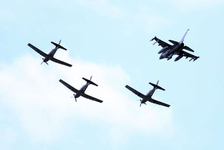 Slovenijo bodo preletavala vojaška letala: kdo vse jih bo videl in slišal