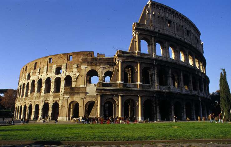 Rimski Kolosej po treh mesecih spet odprl vrata