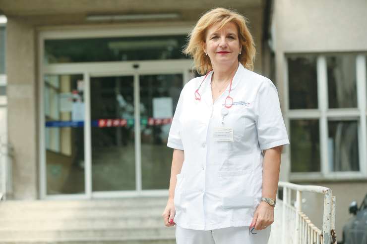 Beovićeva svari: Sredi oktobra bi lahko imeli celo 300 hospitaliziranih bolnikov s covid-19