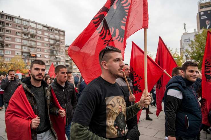 Organizirani socialni kriminal: med priseljenci s Kosova se stopnjujejo zlorabe socialnega sistema