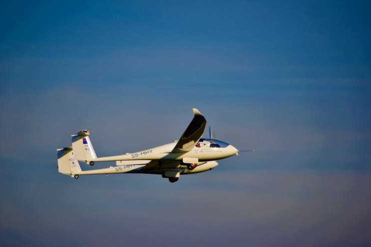 Pipistrelov nov uspeh: prvi let novega hibridnega električnega letala na vodikov pogon