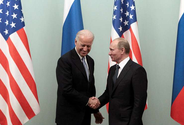 Biden in Putin ne bosta imela skupne novinarske konference