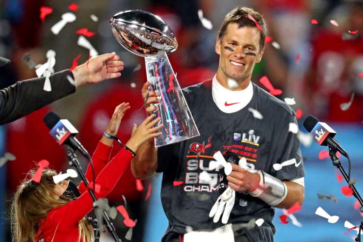 Največji športni dogodek v ZDA dobil "običajni osumljenec": Brady je še še obogatil svojo legendo