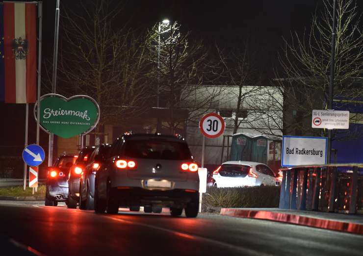 Od ponedeljka bo težje prečkati mejo: vračajo se kontrolne točke na schengenskih mejah