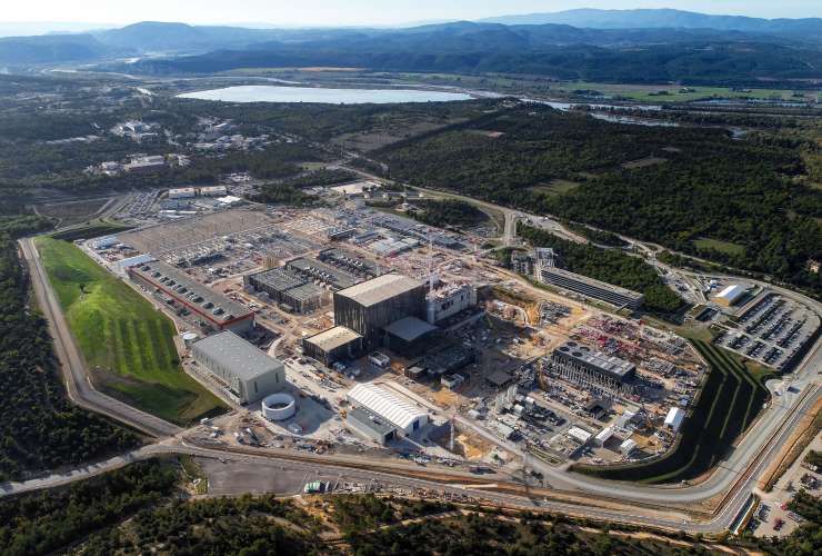 EU bo prispevala 5,6 milijarde evrov za fuzijski reaktor Iter