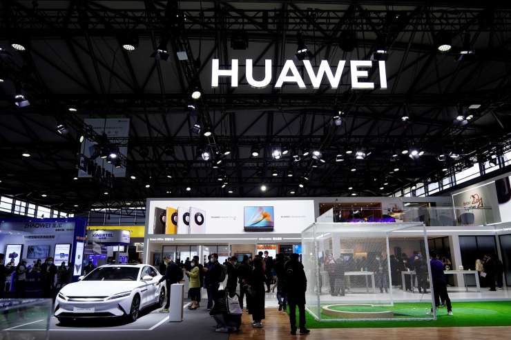 V Šanghaju Huawei napovedal prihodnost