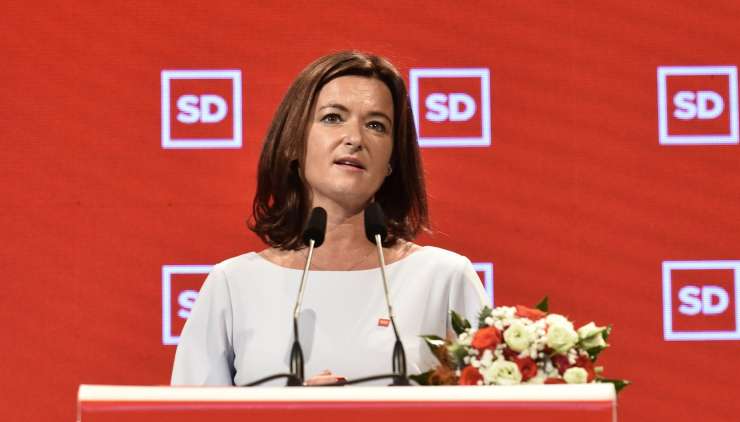 Tanja Fajon ni izpolnila pričakovanj: SD se nadeja, da postane glavna izzivalka Janše