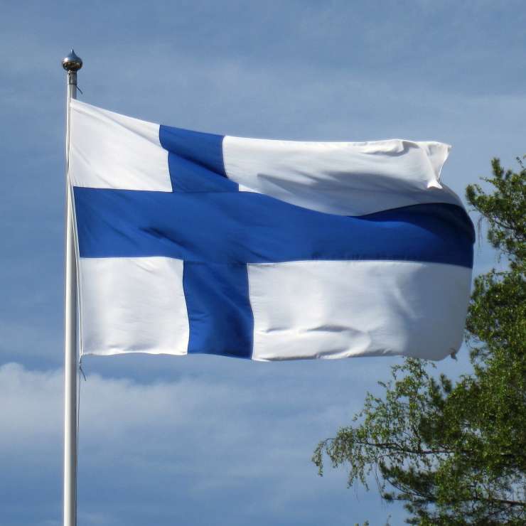 Po švedskem še finski parlament podprl priključitev zvezi Nato