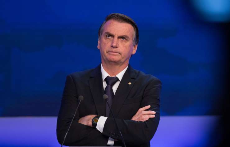 Trmasti brazilski predsednik Bolsonaro še kar zavrača cepljenje, trdi, da je "cepljen" kot prebolevnik