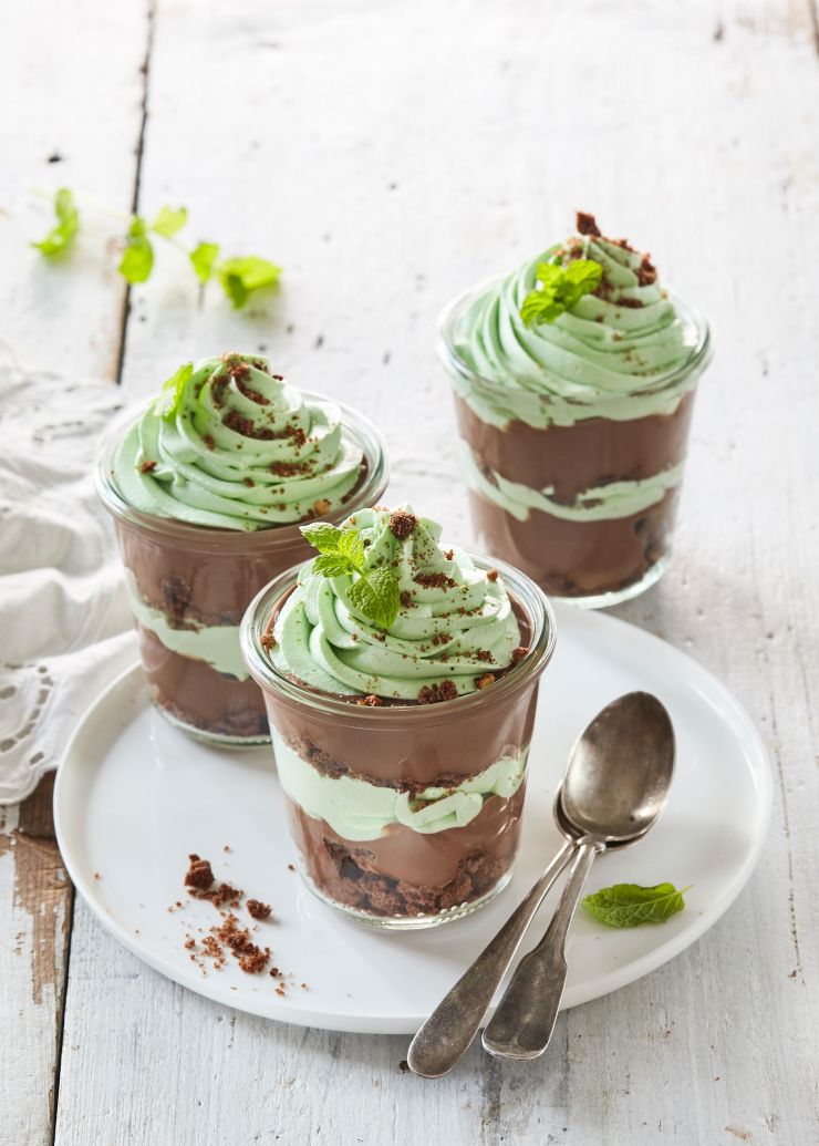 Recept za slastne mint skodelice.