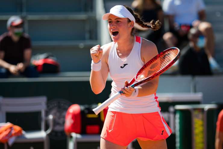Izjemen uspeh slovenskega tenisa: Tamara Zidanšek v četrtfinalu Roland Garrosa