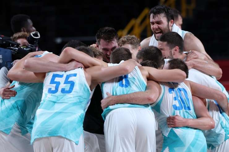 Slovenija odšteva ure: košarkarji ob 13h proti Francozom za finale OI!