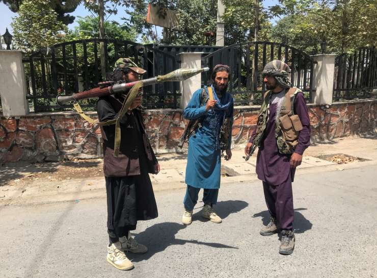 Talibani v Kabulu slavijo zmago in škodoželjno sporočajo: To je lekcija za ves svet!
