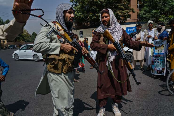 Talibani pospešeno iščejo sodelavce ZDA in Nata