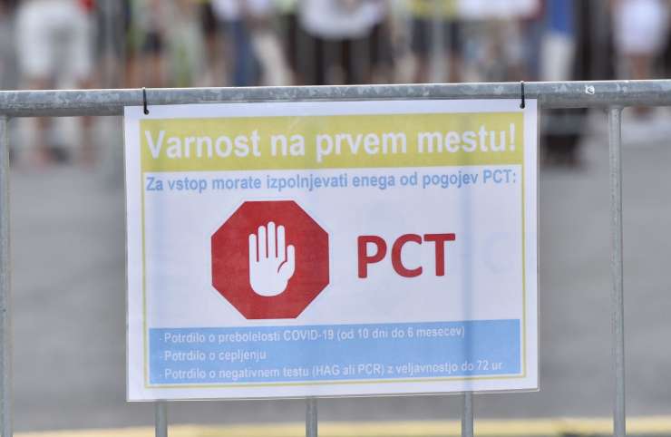 Pomurska zdravnica kot servis za PCT potrdila: 50 evrov na glavo