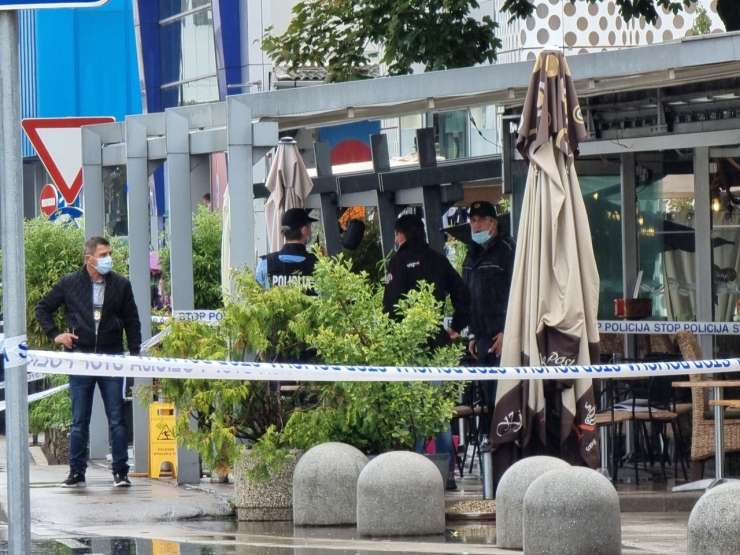 Obračun v ljubljanskem BTC: napadalci v lokalu vrgli solzivec in začeli streljati