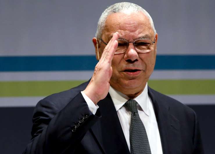 Za covidom je umrl Colin Powell