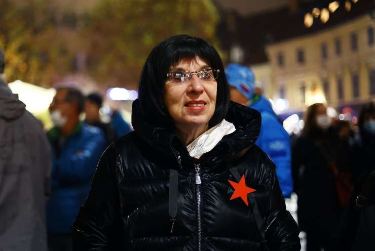 Ne, Svetlana Makarovič ne bo prišla na oder po Prešernovo nagrado