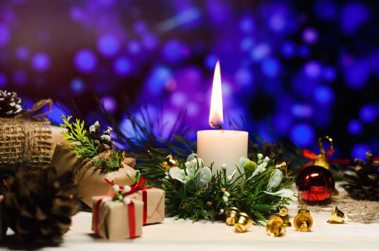 Kristjani začenjajo advent in priprave na božič