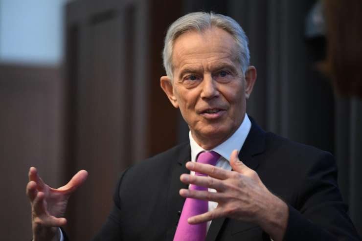 Sto tisoči Britancev Tonyju Blairu ne odpustijo Iraka