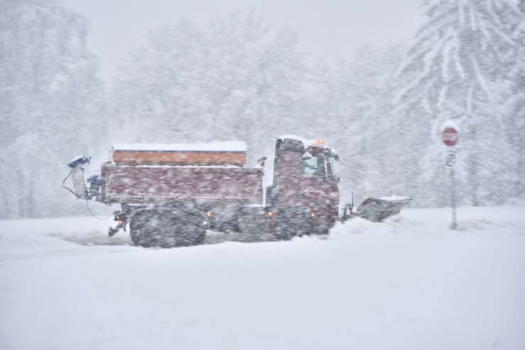 Pozor: sneg bo prekril Slovenijo