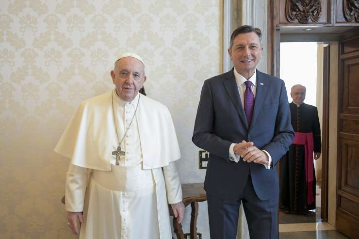 Papež sprejel Pahorja: "Bil sem presenečen, kako je dobro obveščen," pravi predsednik