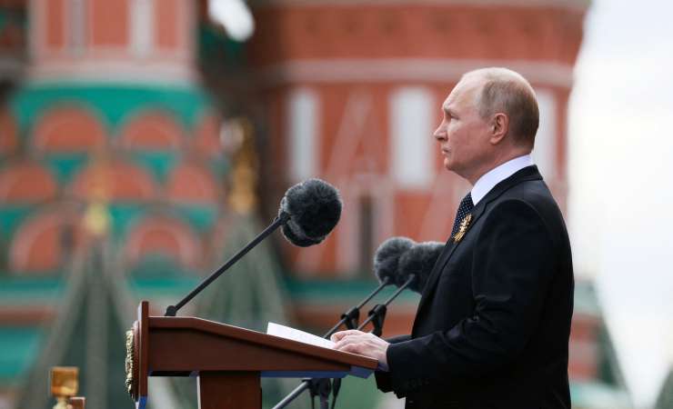 Putin upravičuje invazijo na Ukrajino: V Kijevu so govorili, da bi lahko dobili jedrsko orožje