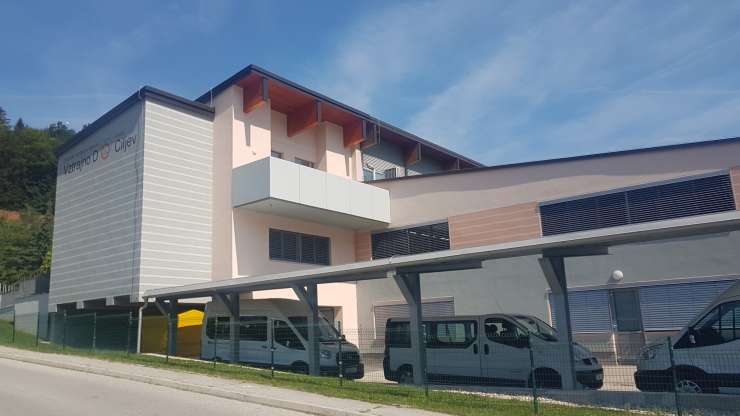 Nov prizidek v Varstveno delovnem centru Zasavje (VDC) svečano odprt
