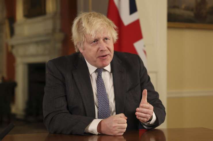 Boris Johnson razkril šokantne Putinove grožnje: rakete nad London?