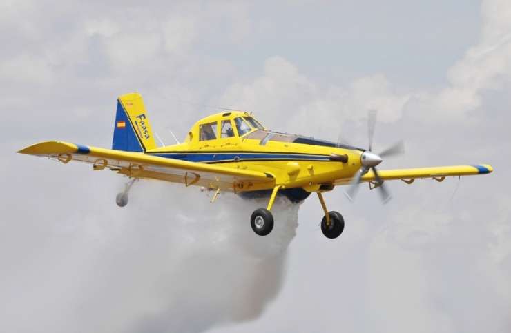 Slovenija bo kupila do šest letal za gašenje iz zraka