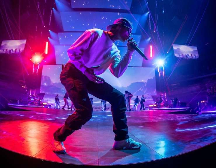 Paraliza obraza premagana, Justin Bieber v Italiji nadaljuje turnejo