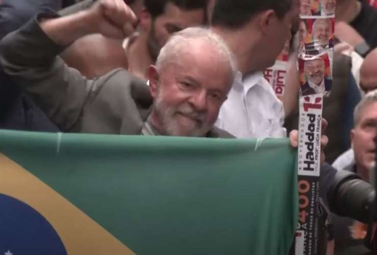 V Braziliji vrnitev Lule: nekdanji predsednik premagal Bolsonara