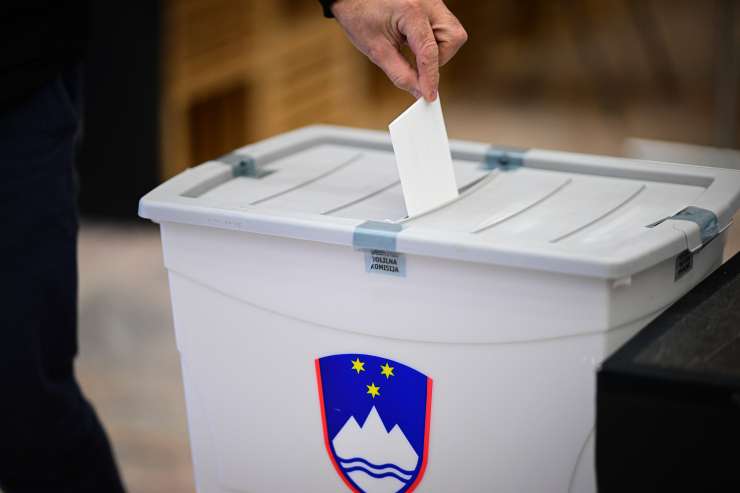 Slovenija voli: v 212 občinah volijo župane in občinske svetnike