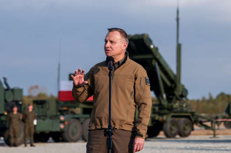 Previdni odzivi po eksploziji na Poljskem: je šlo za raketo ukrajinske protiraketne obrambe?