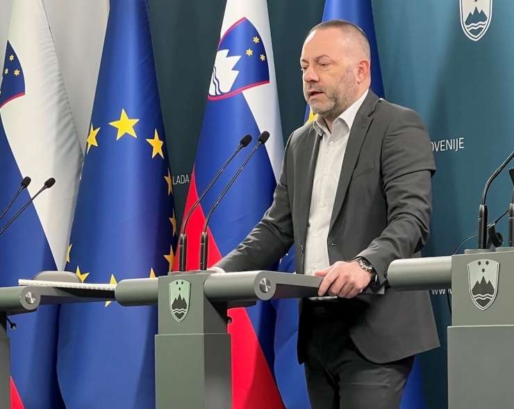 Minister Bešič Loredan o reformi zdravstva: Hočemo učinkovit, digitaliziran in finančno vzdržen sistem