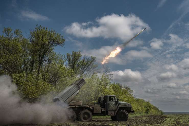 Rusija trdi, da je odbila obsežno ukrajinsko ofenzivo v Donecku