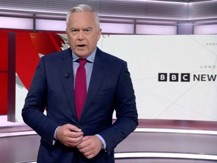Ein neuer Skandal für die BBC: Ein bekannter Moderator bezahlte einen 17-Jährigen für sexuell eindeutige Fotos