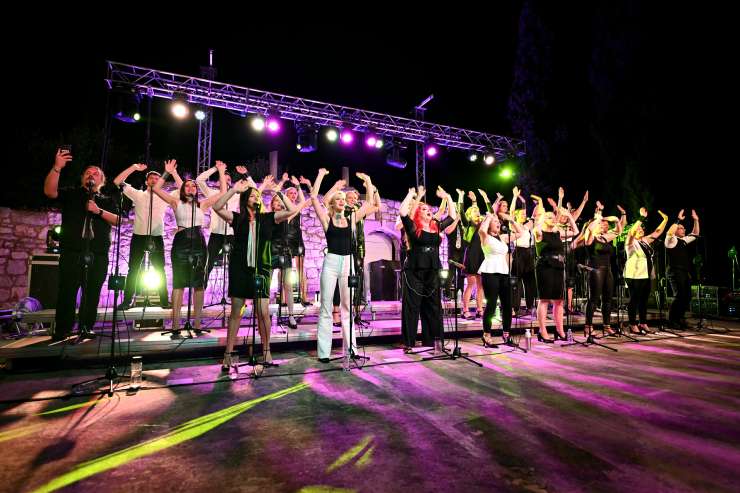 Perpetuum Jazzile ha impressionato la Dalmazia e ha reso omaggio a Oliver Dragojević