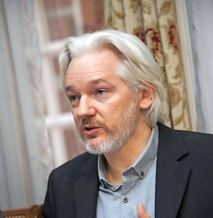 Assangea še ne bodo izročili Američanom