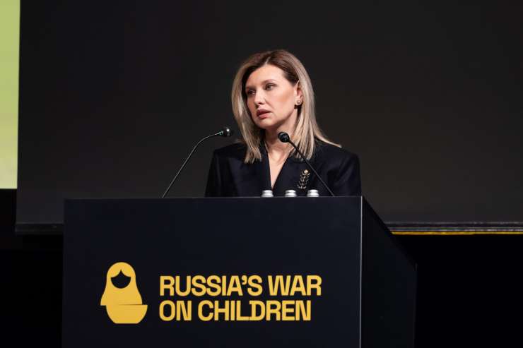 Rusija iz Ukrajine odpeljala že 20.000 otrok