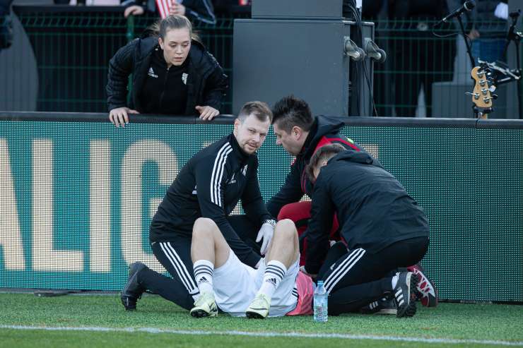 Navijaški incident v Murski Soboti: še zadnji poškodovani nogometaš Mure odpuščen iz bolnišnice