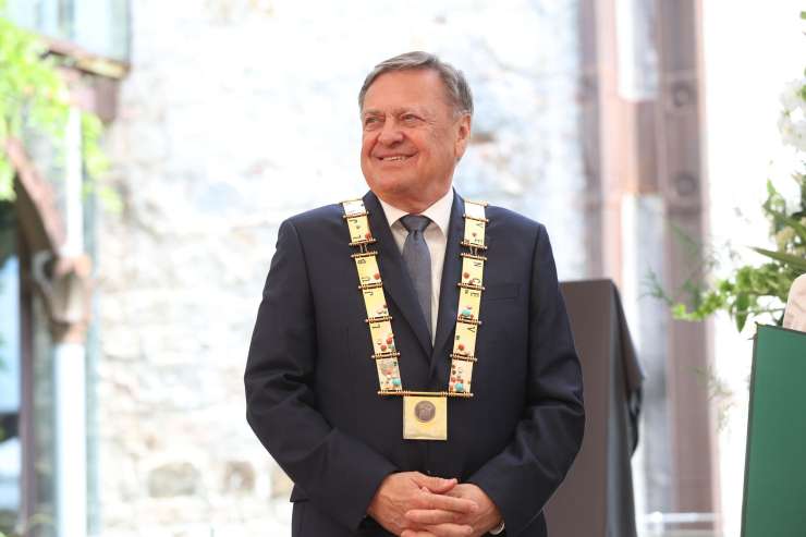 Omrežje velike mestne družine: to je elita, ki se hodi klanjat ljubljanskemu županu Zoranu Jankoviću