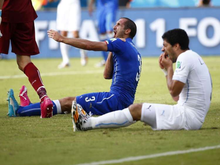 luis suarez, giorgo chiellini