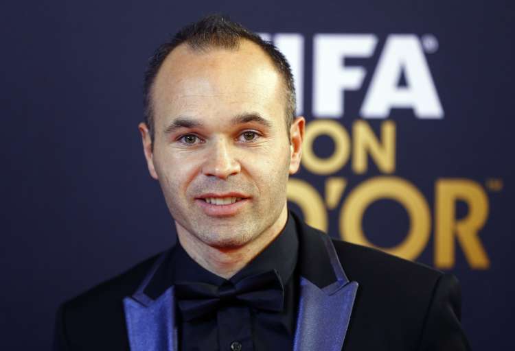 820-10-11-iniesta