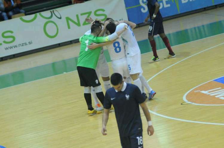 877-23-slovenija futsal 3 dp