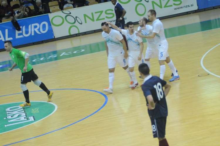 877-23-slovenija futsal 1 dp