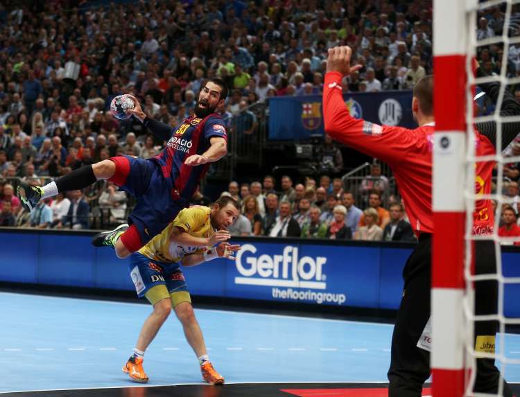 935-24-karabatic ehf